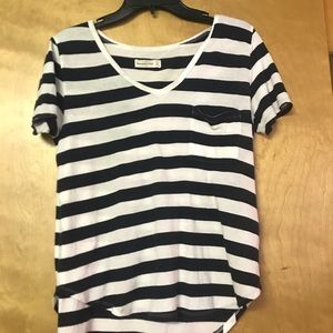 Short sleeve striped T-shirt